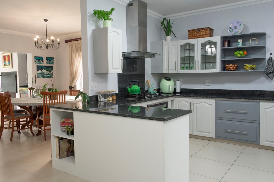 4 Bedroom Property for Sale in Walmer Eastern Cape